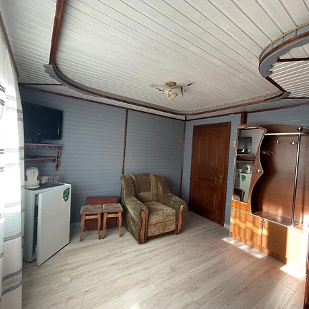 Sadyba u Halyny Sunrise Bukovel Bagian luar foto