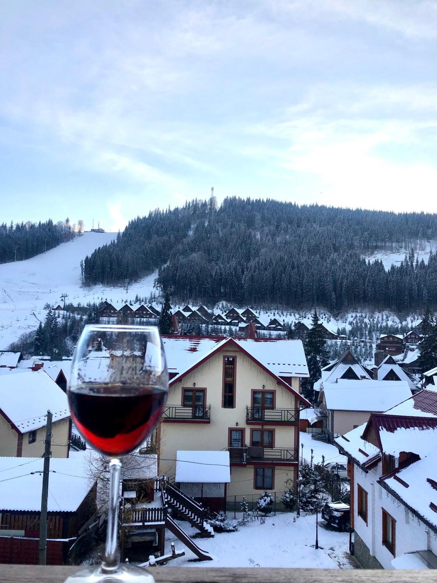 Sadyba u Halyny Sunrise Bukovel Bagian luar foto