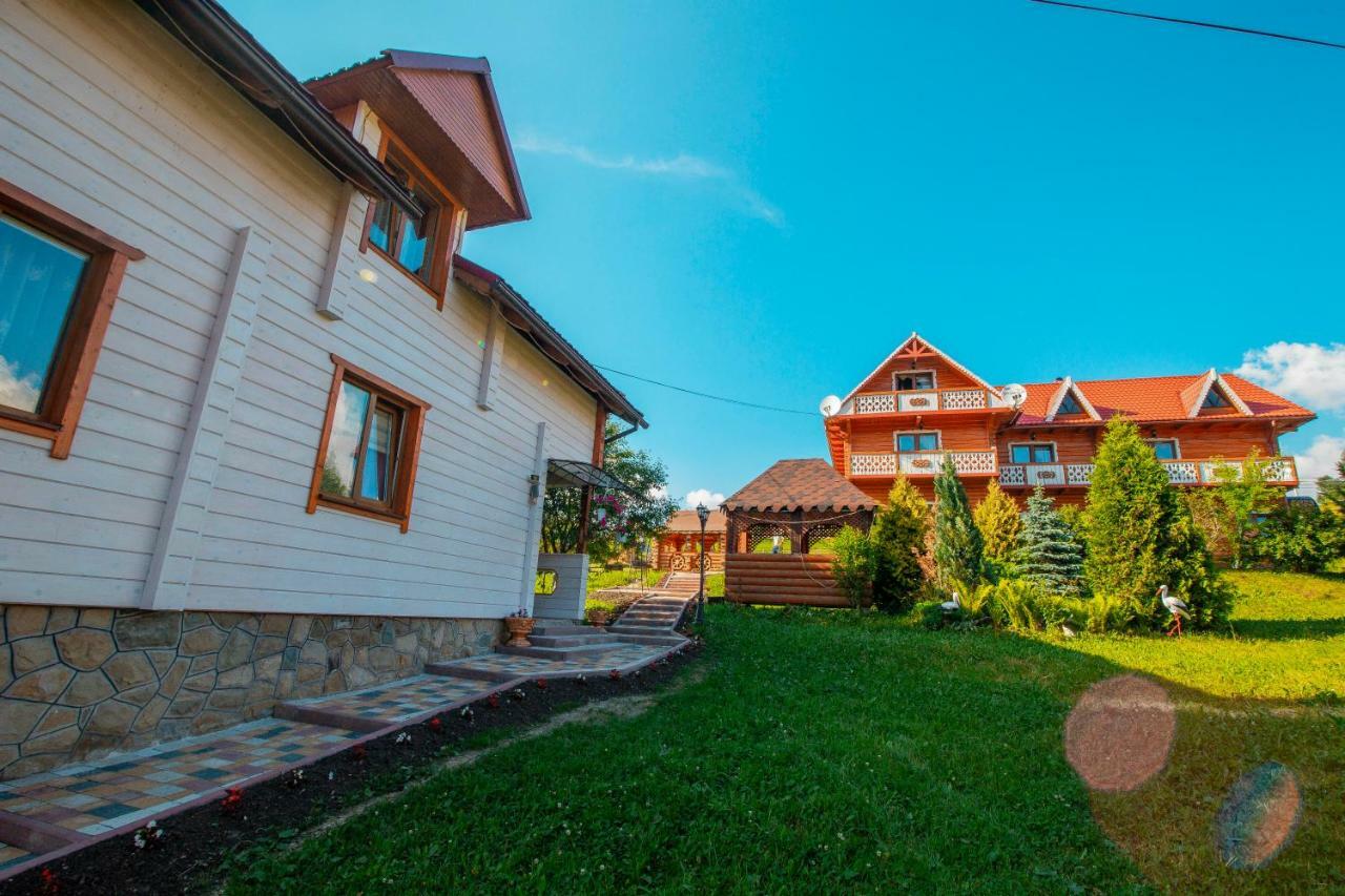 Sadyba u Halyny Sunrise Bukovel Bagian luar foto
